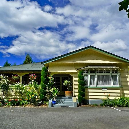 Glenalvon Lodge Motel Hanmer Springs Bagian luar foto